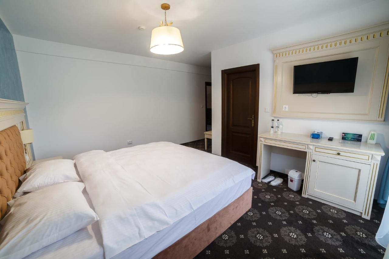 Gradina Mariajelor Hotel Câmpulung Moldovenesc